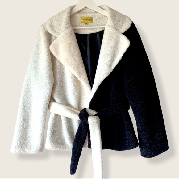 Petit Moments - Zoe Two-Tone Teddy Jacket - Blk/White - 2X - Picture 3 of 9